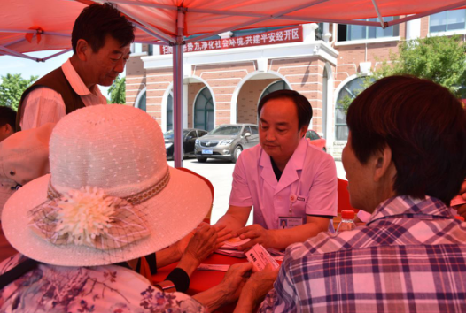 <a href='http://lnzszx.com/a/1471.html' target='_blank'><u>石榮劍</u></a>