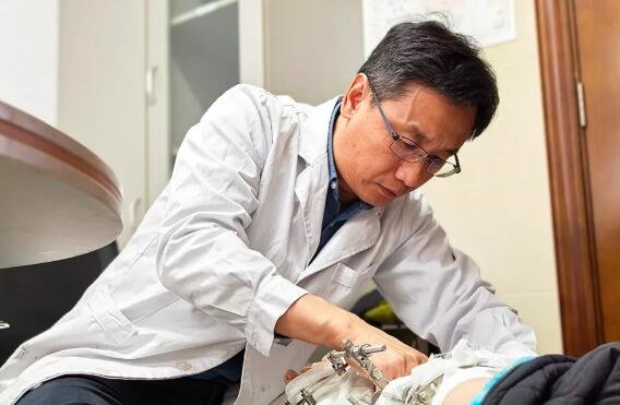 <a href='http://lnzszx.com/' target='_blank'><u>徐州仁慈醫(yī)院</u></a>